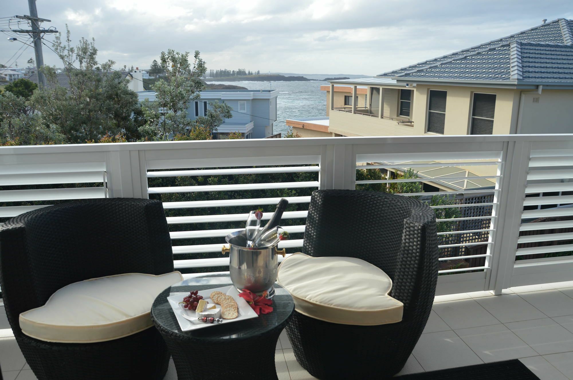 Apartamento Shutters By The Sea Kiama-Sea Views-Waterfront-Private On Coastal Walk Exterior foto